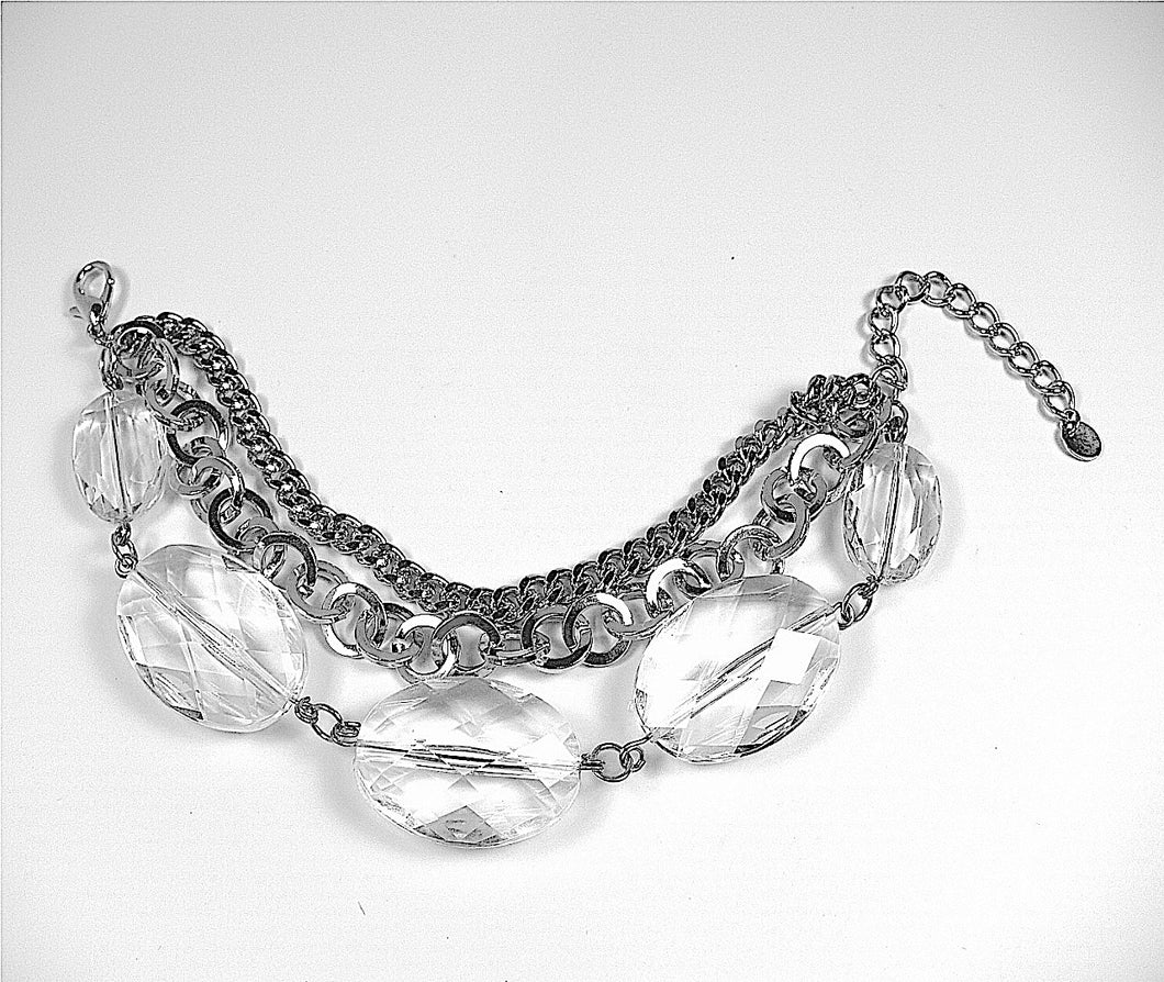 Clear Teardrop Crystals Fashion Bracelet
