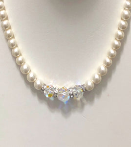 Swarovski Crystals and Pearls Necklace Set