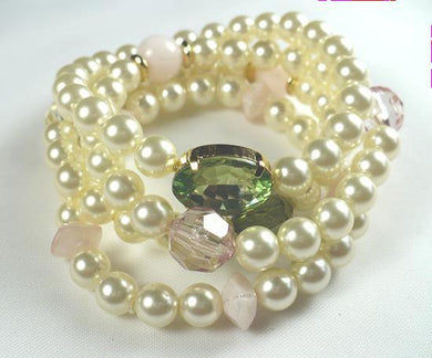 Set of 4 Faux Pearl Stretch Bracelets