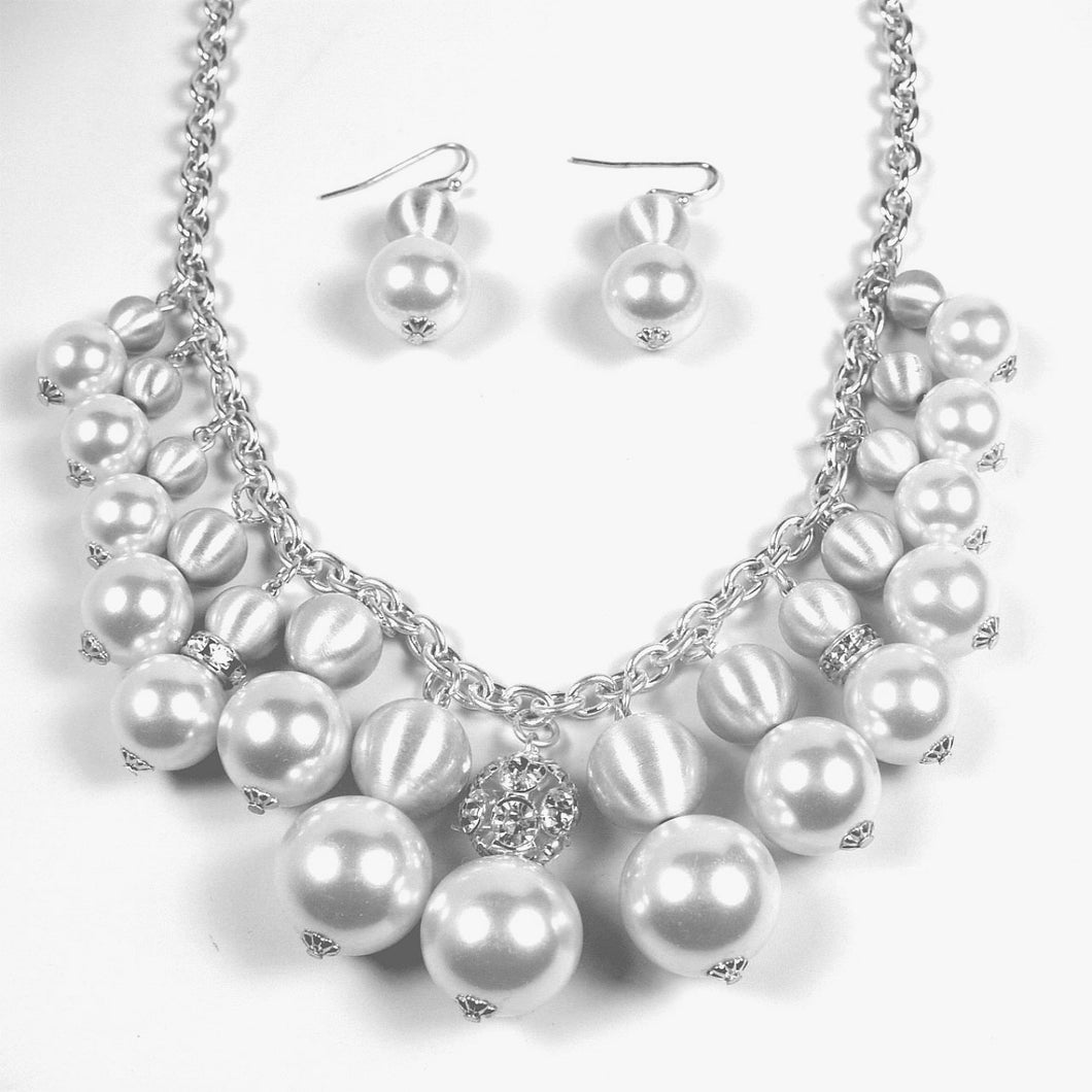 Faux Pearl Cluster Necklace Set